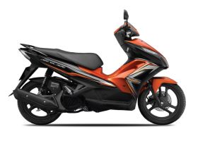 Dán keo xe AirBlade 2014