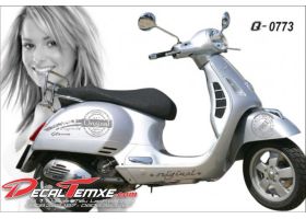 Tem Vespa Hoa Văn 0773