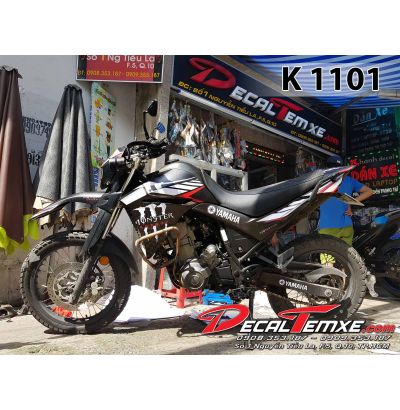 Tem xe Cào Cào Monster đen trắng