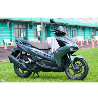 Dán keo xe Airblade 160