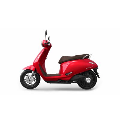 Dán keo xe Evo 200