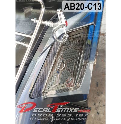 Ốp gác chân trẻ em Airblade 2020 sơn Carbon