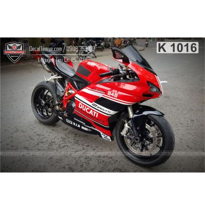 Tem Ducati 848