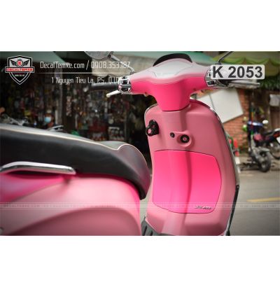 Vespa Sprint wrap phối 2 màu hồng nhám