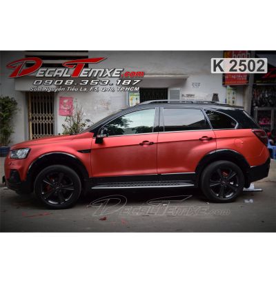 Chevrolet Captiva wrap đỏ nhôm xước