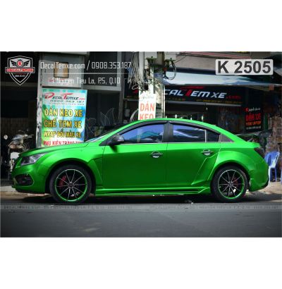 Chevrolet Cruze wrap xanh lá mờ