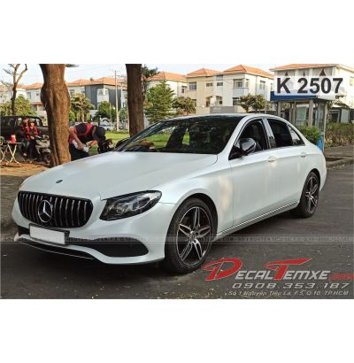 Mercedes E250 wrap trắng ngọc trai mờ