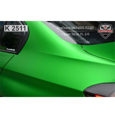 BMW 328i wrap xanh lá mờ
