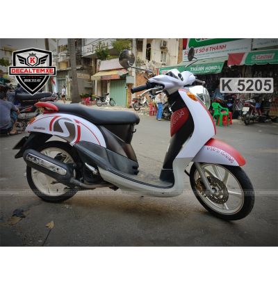 Tem Mio Classico trắng đỏ