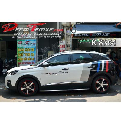 Tem Peugeot 3008 phối màu cờ Pháp